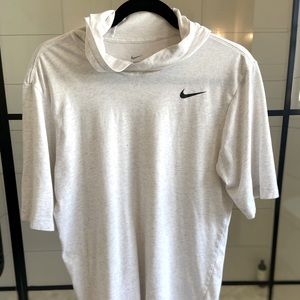 Nike hooded Tee
